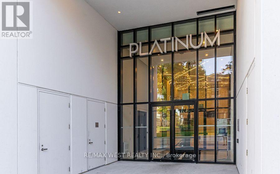 908 - 15 Queen Street S, Hamilton, Ontario  L8P 0C6 - Photo 3 - X12547278