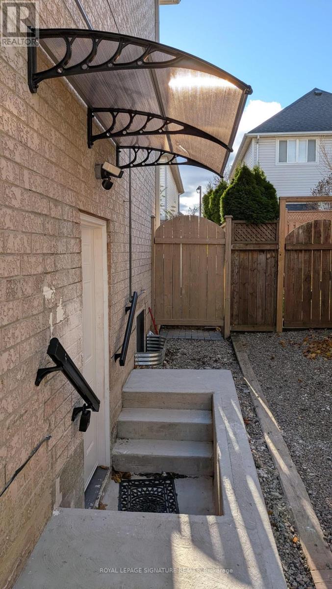 Bsmt - 2304 Bankside Drive, Mississauga, Ontario L5M 6E1 - Photo 5 - W12540398