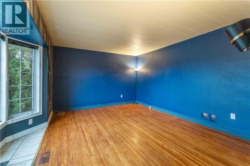 23 Verne Avenue, Welland, Ontario  L3C 1Z6 - Photo 6 - 40788811