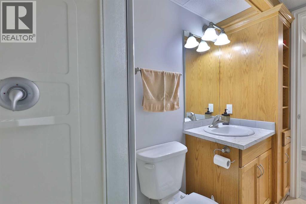 6611 33 Avenue, Camrose, Alberta  T4V 4W9 - Photo 37 - A2262390