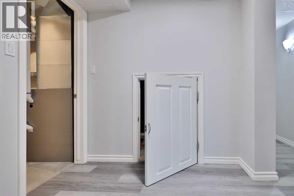 6611 33 Avenue, Camrose, Alberta  T4V 4W9 - Photo 40 - A2262390