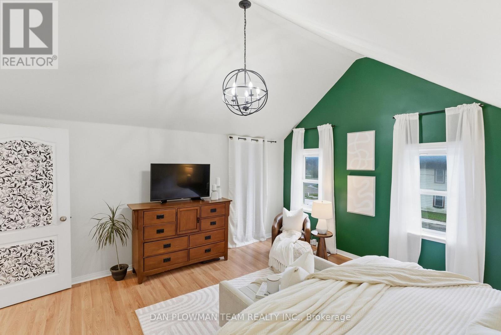 11 King Street W, Kawartha Lakes, Ontario  K0L 2W0 - Photo 25 - X12551802