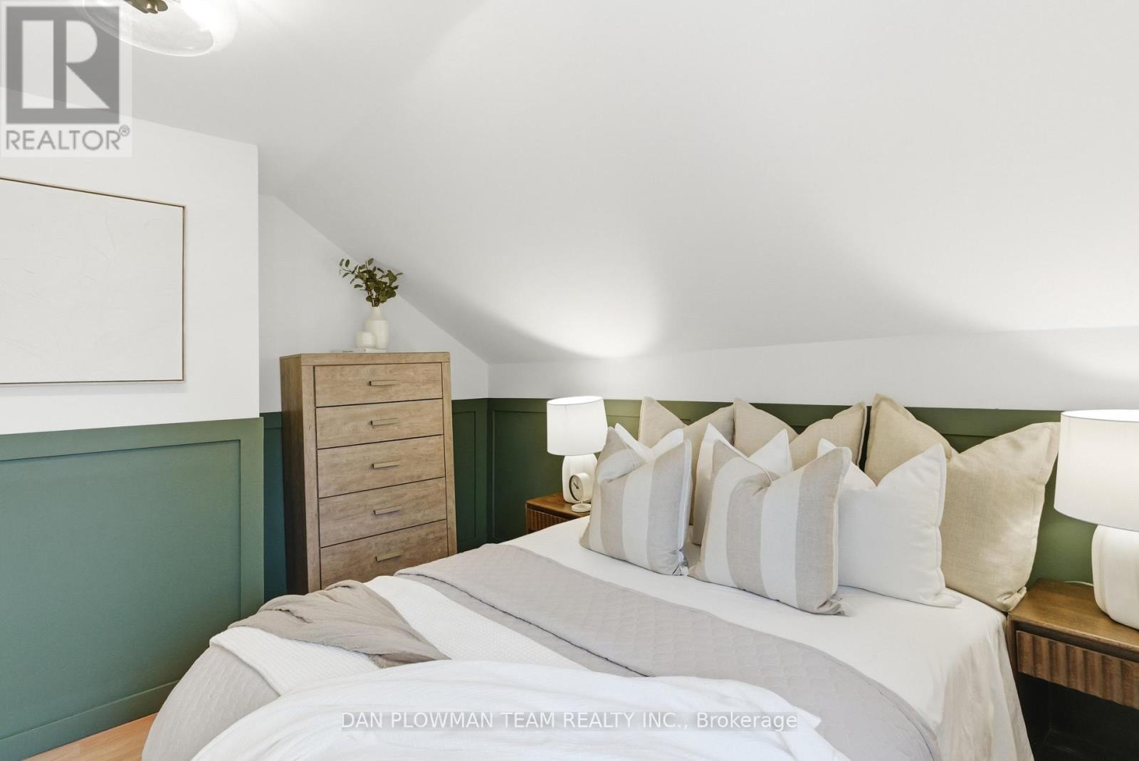 11 King Street W, Kawartha Lakes, Ontario  K0L 2W0 - Photo 31 - X12551802