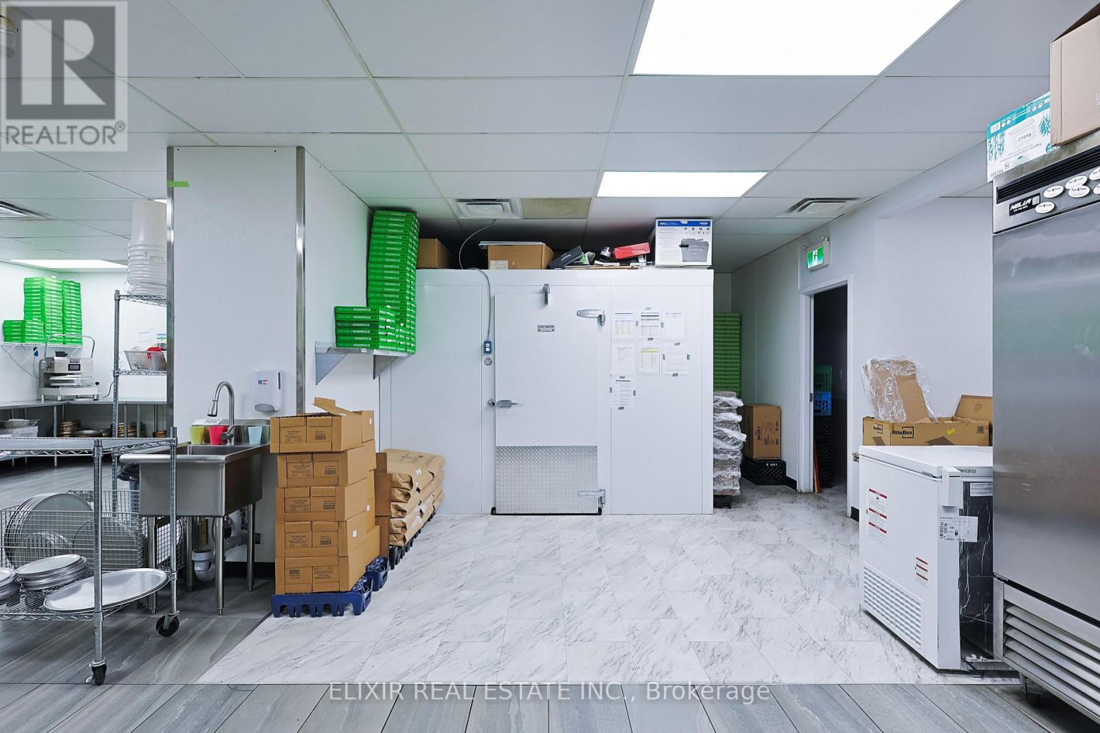 135 Richmond Street, Chatham-Kent, Ontario  N7M 1P1 - Photo 20 - X12551806