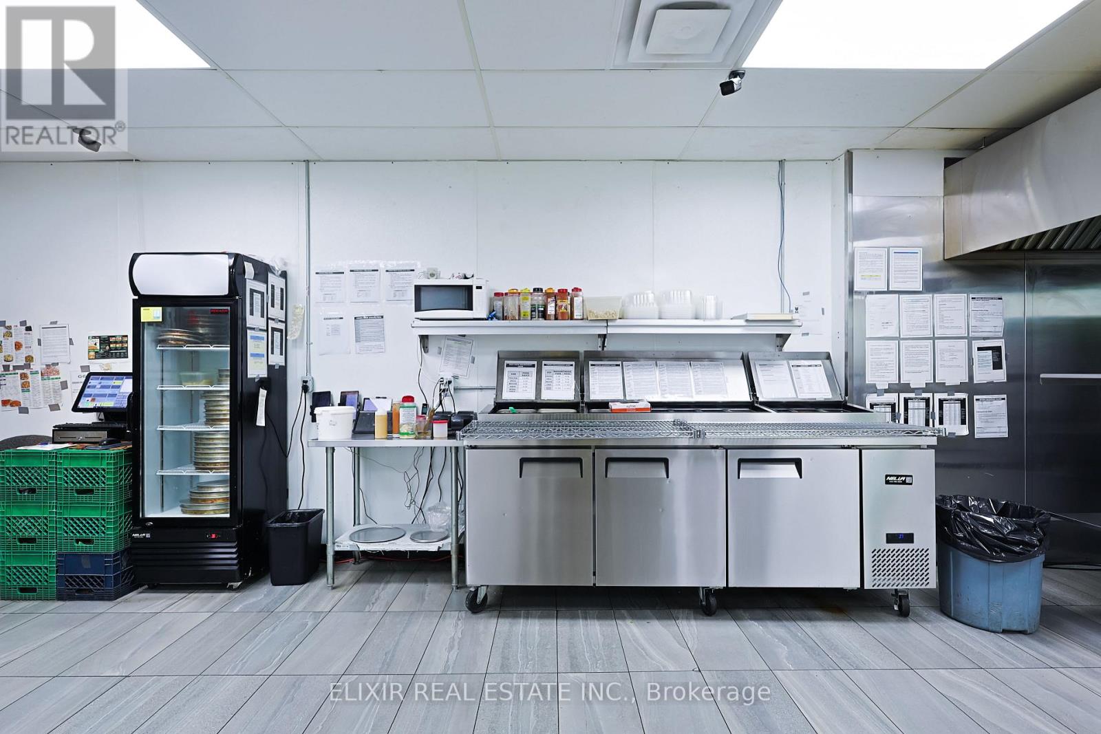 135 Richmond Street, Chatham-Kent, Ontario  N7M 1P1 - Photo 21 - X12551806