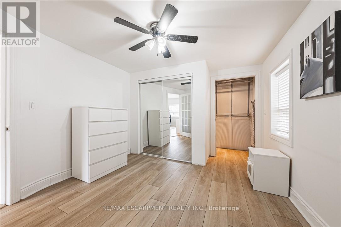 258 West 19th Street, Hamilton, Ontario  L9C 4J4 - Photo 14 - X12551808