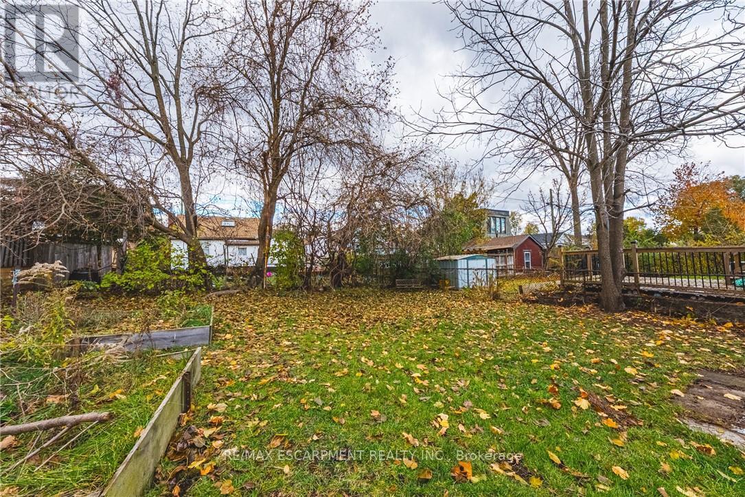 258 West 19th Street, Hamilton, Ontario  L9C 4J4 - Photo 18 - X12551808