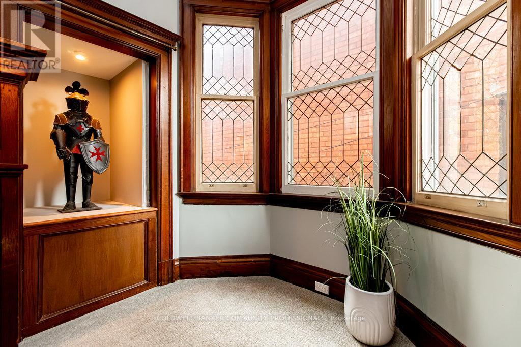 34 Holton Avenue S, Hamilton, Ontario  L8M 2L2 - Photo 25 - X12551830