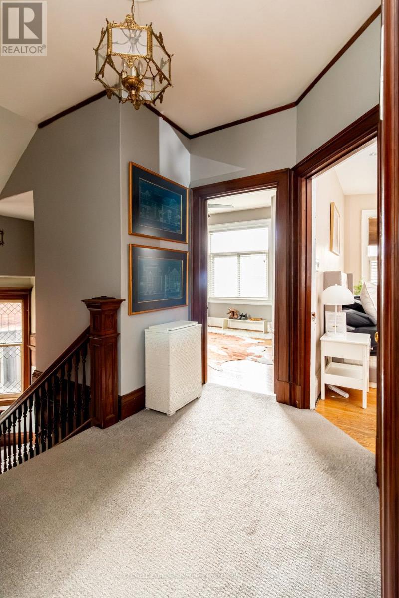 34 Holton Avenue S, Hamilton, Ontario  L8M 2L2 - Photo 26 - X12551830