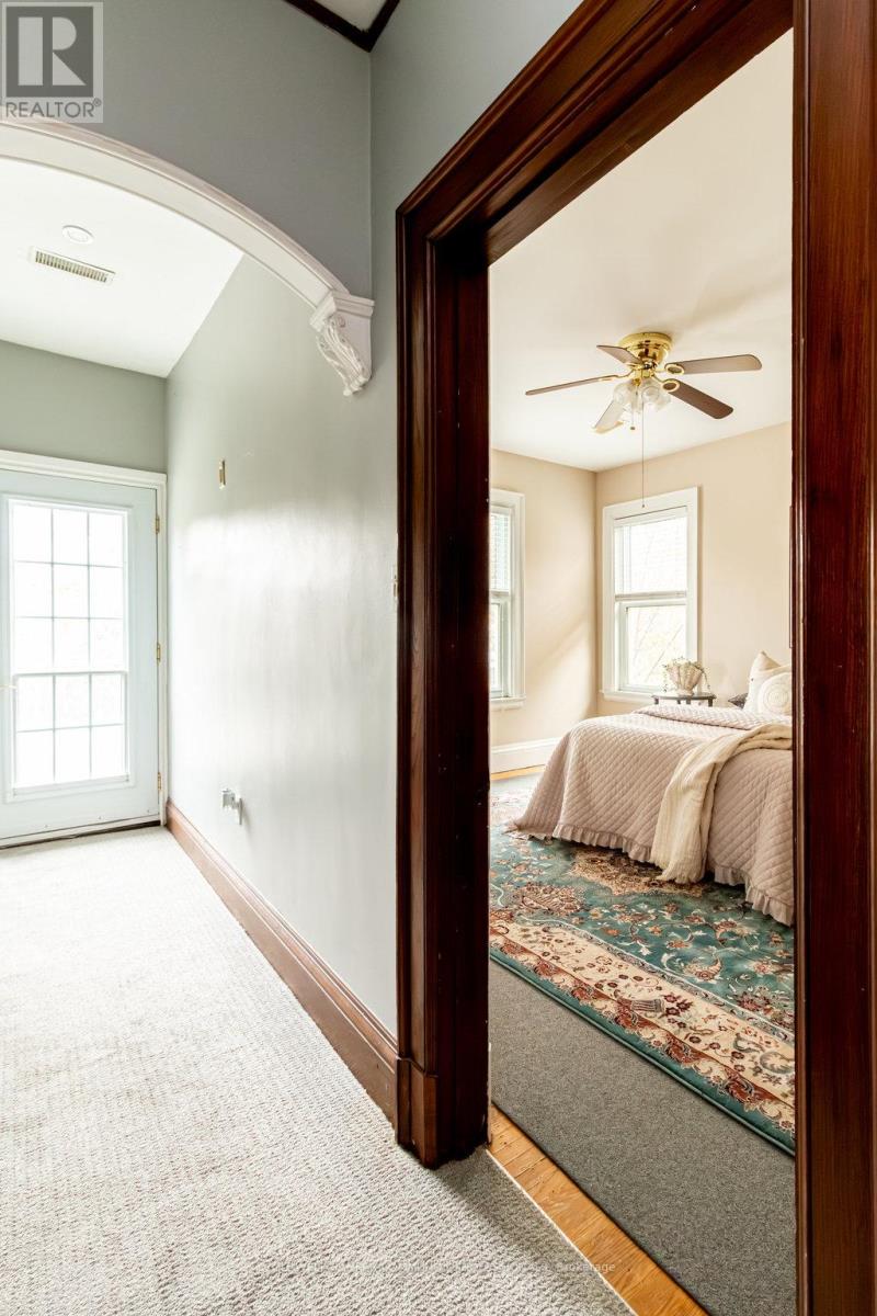 34 Holton Avenue S, Hamilton, Ontario  L8M 2L2 - Photo 34 - X12551830