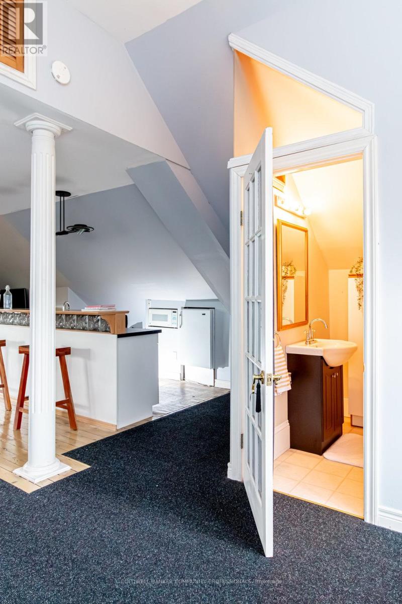 34 Holton Avenue S, Hamilton, Ontario  L8M 2L2 - Photo 41 - X12551830