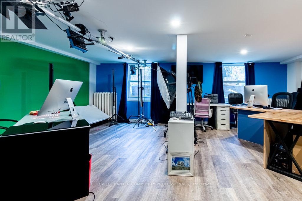 34 Holton Avenue S, Hamilton, Ontario  L8M 2L2 - Photo 43 - X12551830