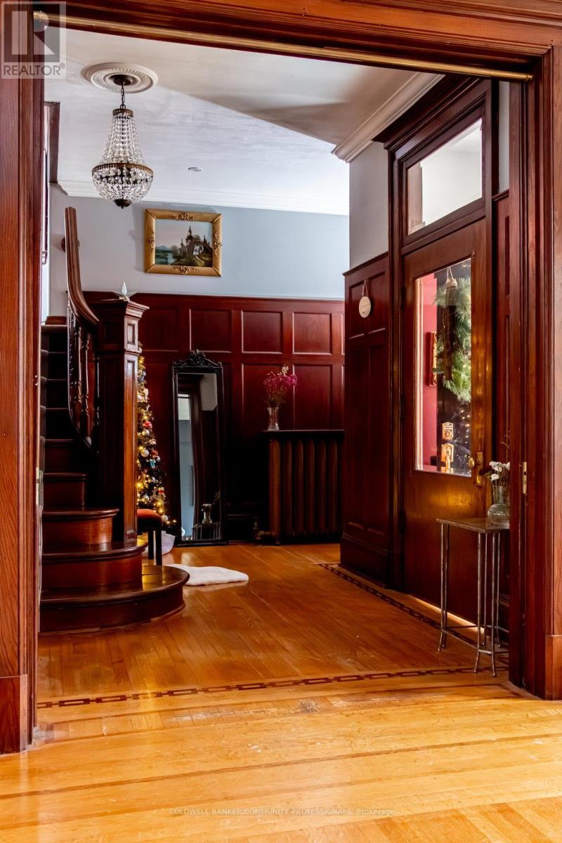 34 Holton Avenue S, Hamilton, Ontario  L8M 2L2 - Photo 8 - X12551830