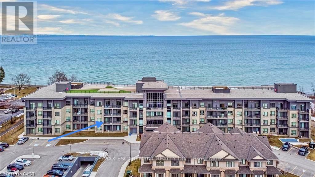 221 - 35 SOUTHSHORE CRESCENT, Hamilton, Ontario