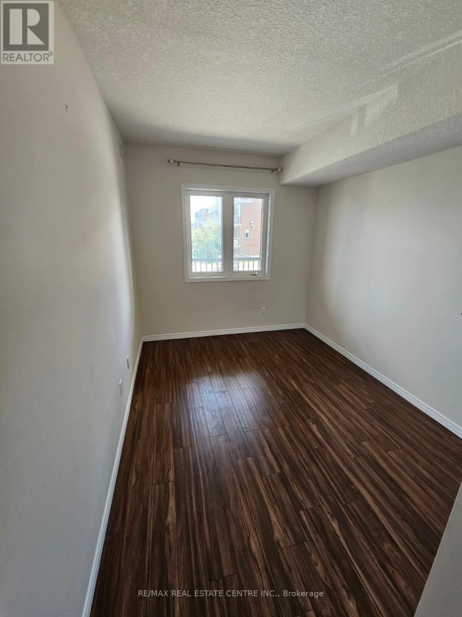 F - 1672 Fischer Hallman Road, Kitchener, Ontario  N2R 0H9 - Photo 7 - X12551928