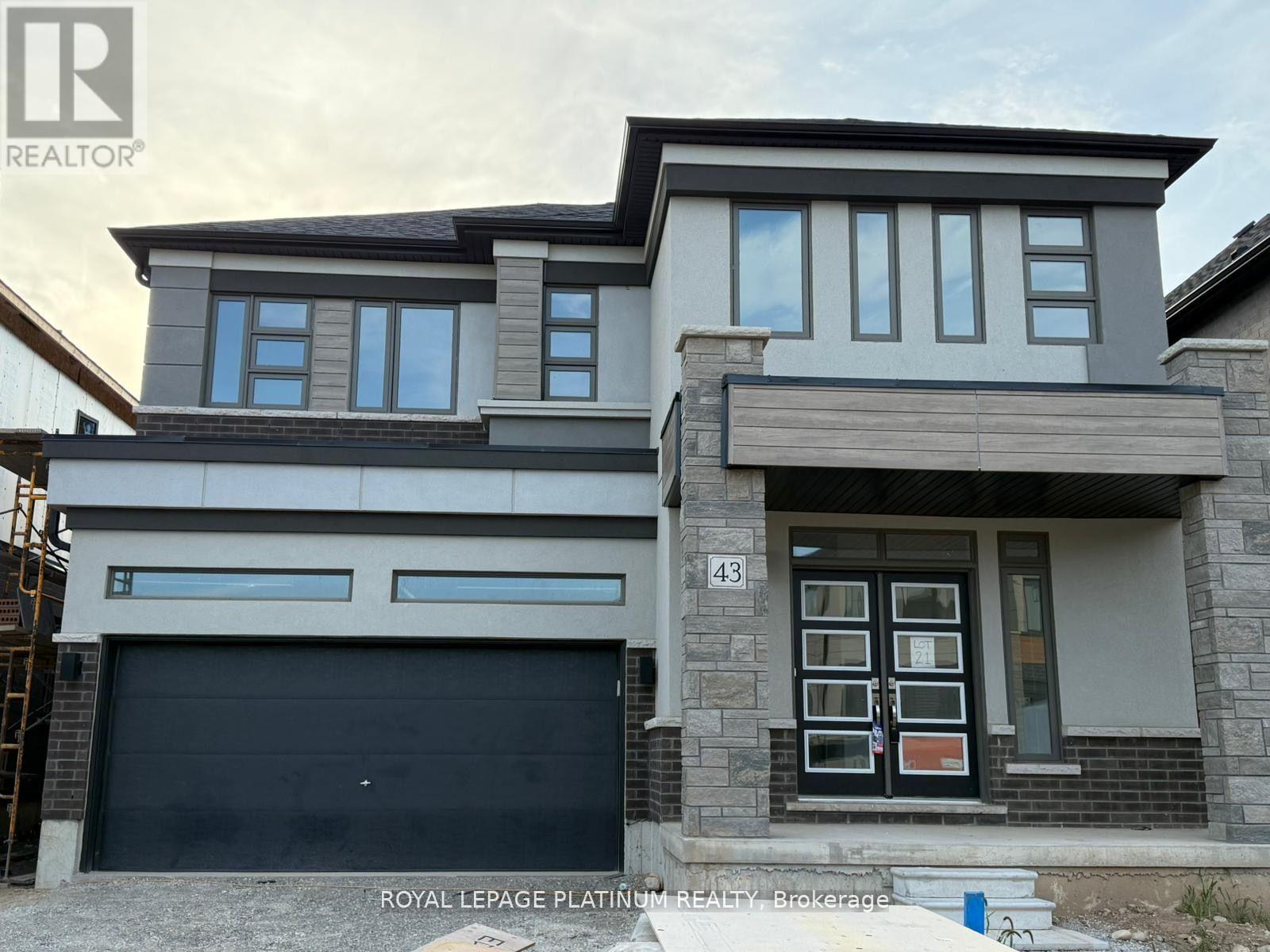 43 MCKERNAN AVENUE, Brantford, Ontario