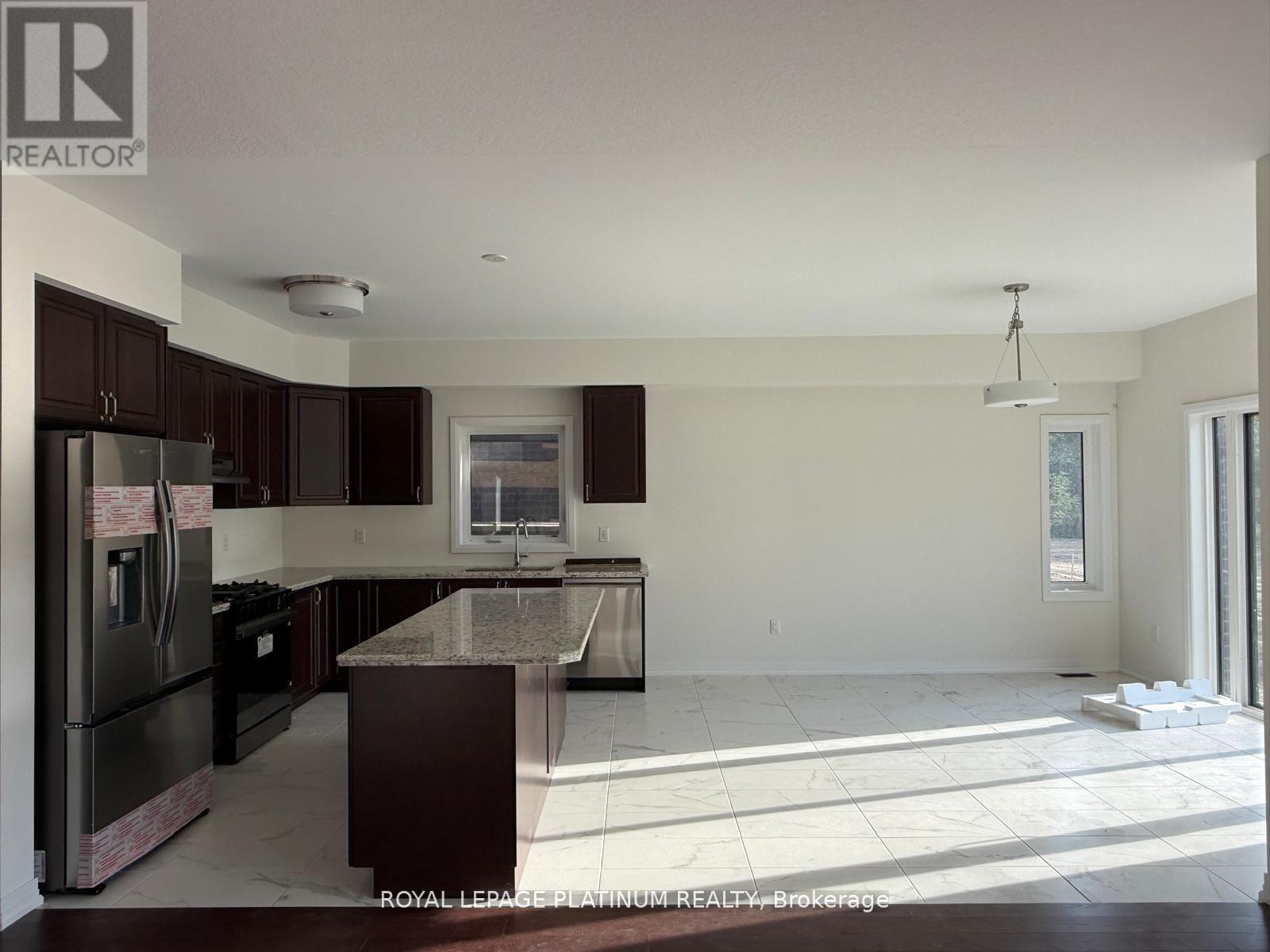 43 Mckernan Avenue, Brantford, Ontario  N3V 0C2 - Photo 36 - X12551962