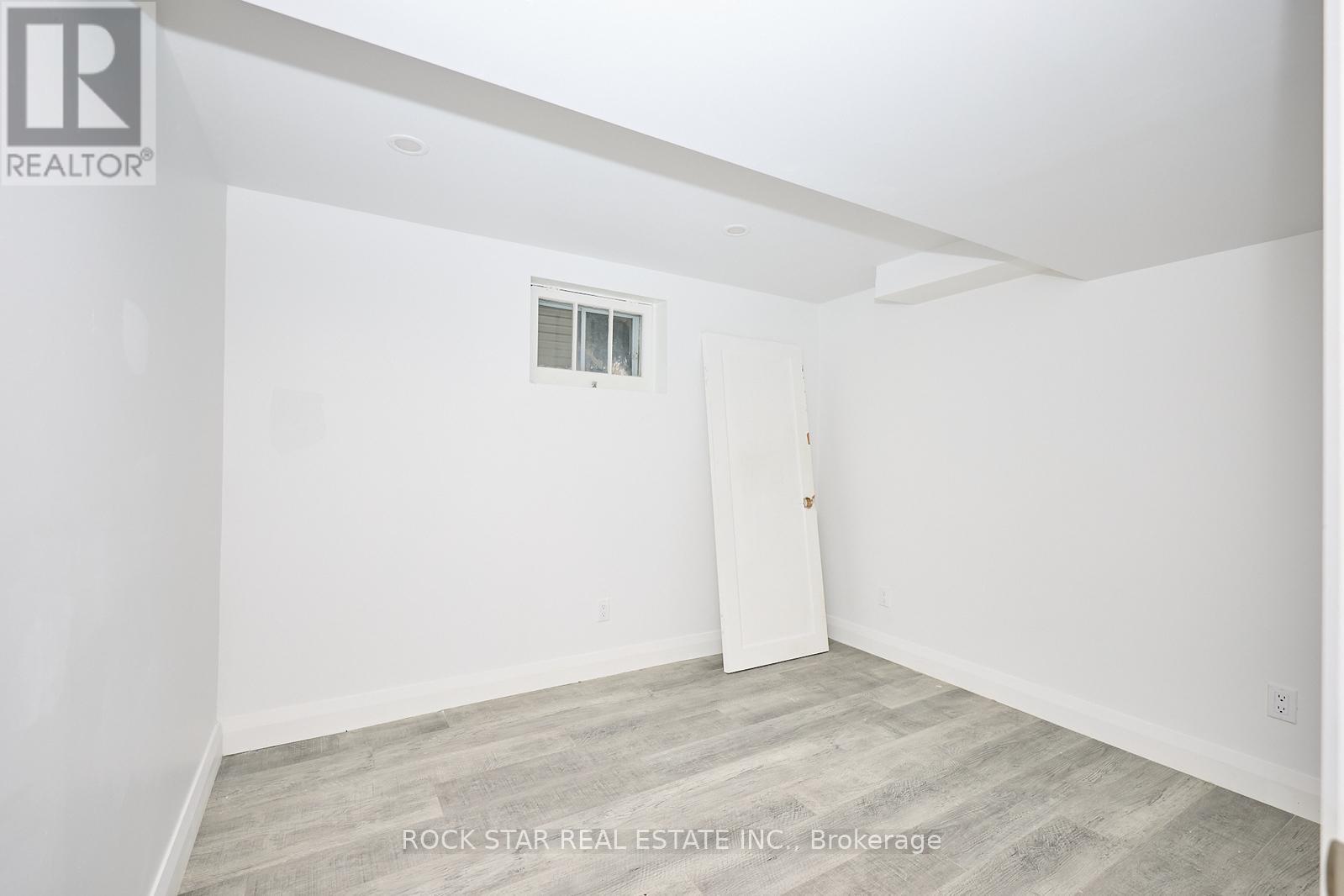 Lower - 65 Almond Street, Welland, Ontario  L3B 3P6 - Photo 5 - X12551972