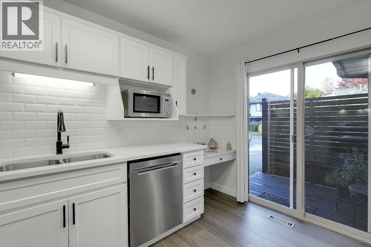 19358 Cusick Crescent, Pitt Meadows, British Columbia  V3Y 2M9 - Photo 16 - R3067773