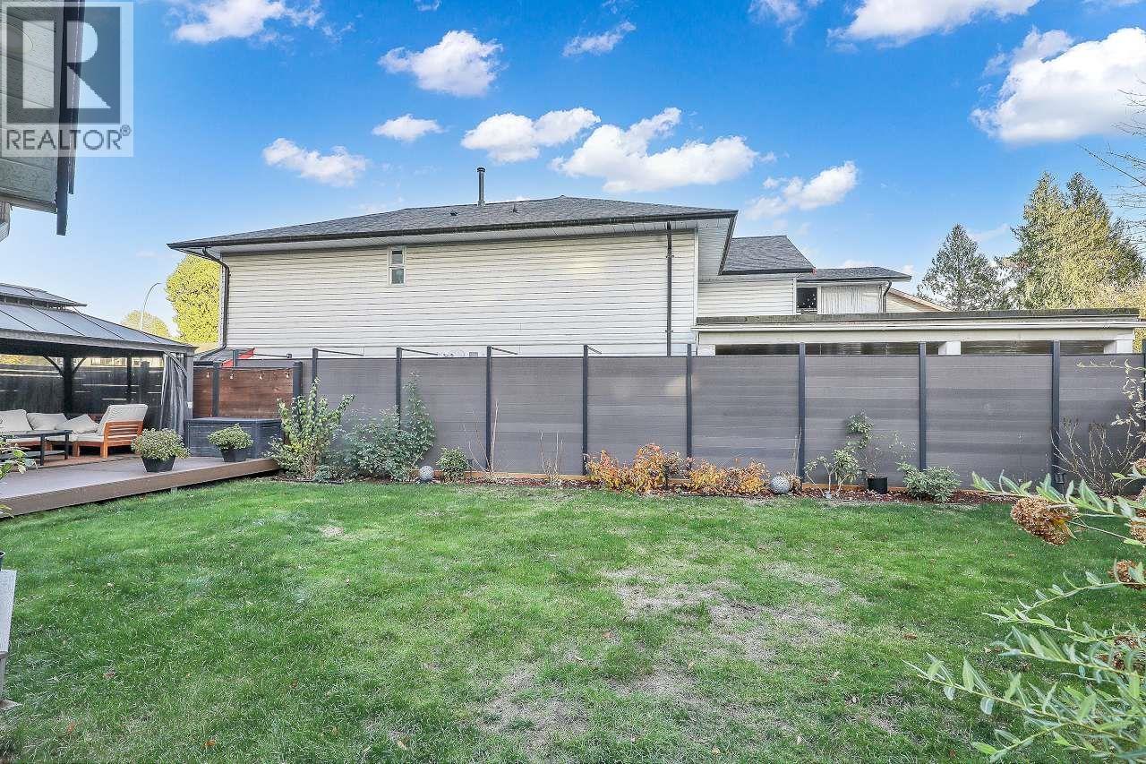 19358 Cusick Crescent, Pitt Meadows, British Columbia  V3Y 2M9 - Photo 32 - R3067773