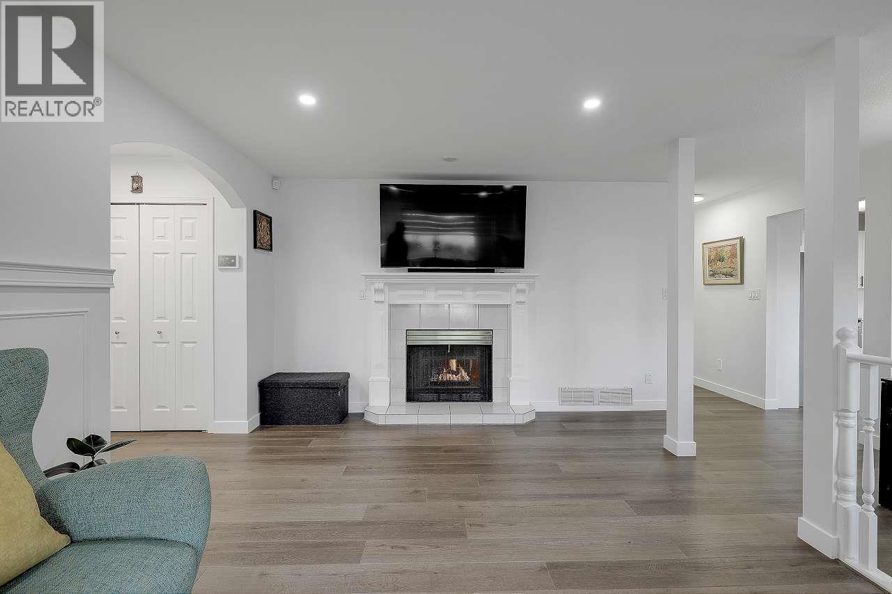 19358 Cusick Crescent, Pitt Meadows, British Columbia  V3Y 2M9 - Photo 8 - R3067773