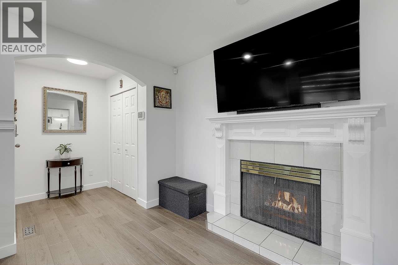 19358 Cusick Crescent, Pitt Meadows, British Columbia  V3Y 2M9 - Photo 9 - R3067773