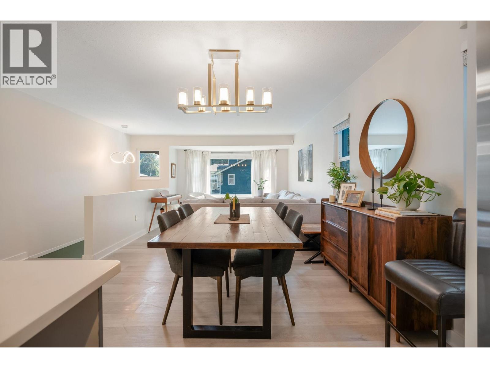 625 Seymour Court, North Vancouver, British Columbia  V7J 3S7 - Photo 10 - R3067797