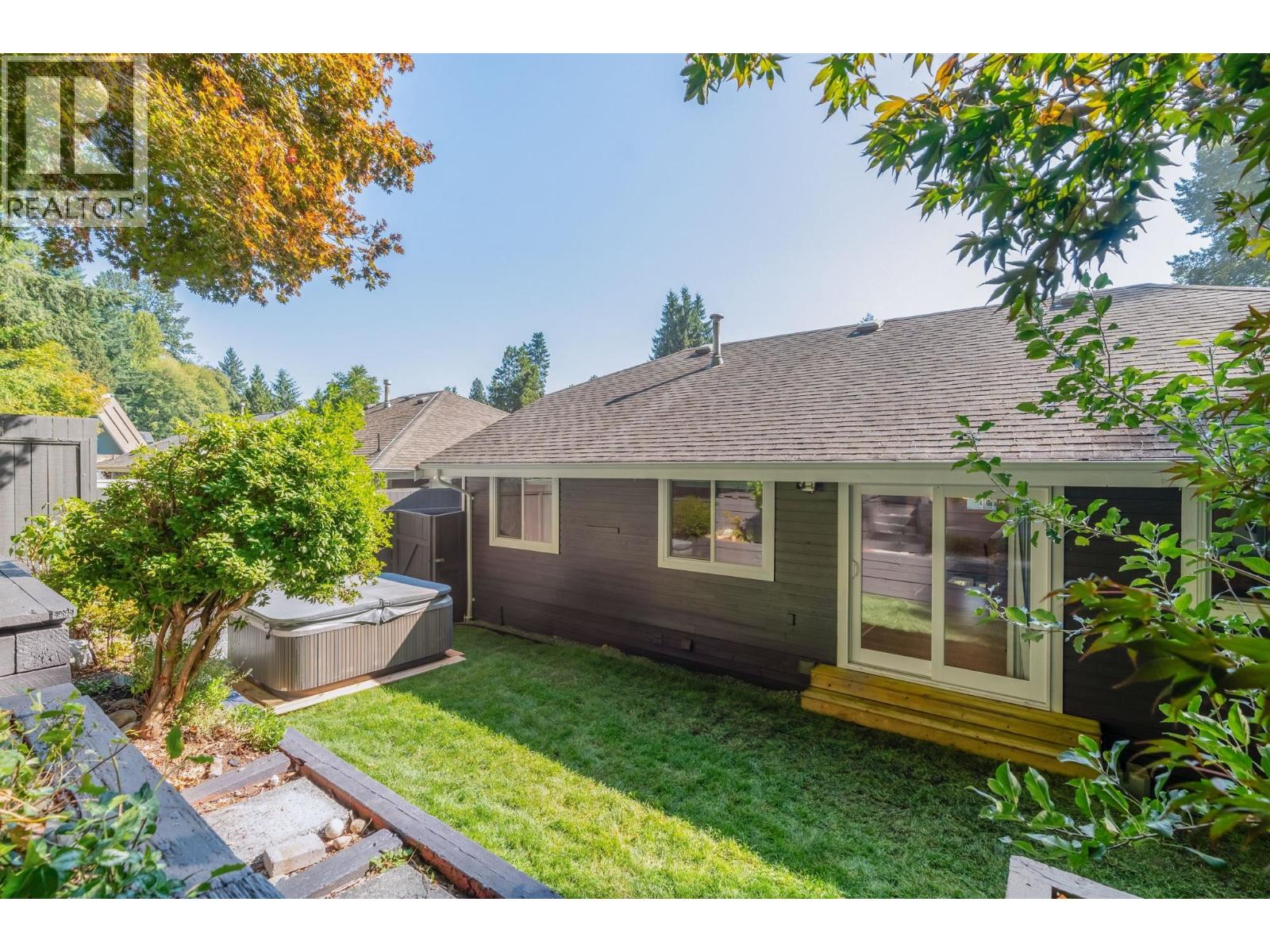 625 Seymour Court, North Vancouver, British Columbia  V7J 3S7 - Photo 37 - R3067797