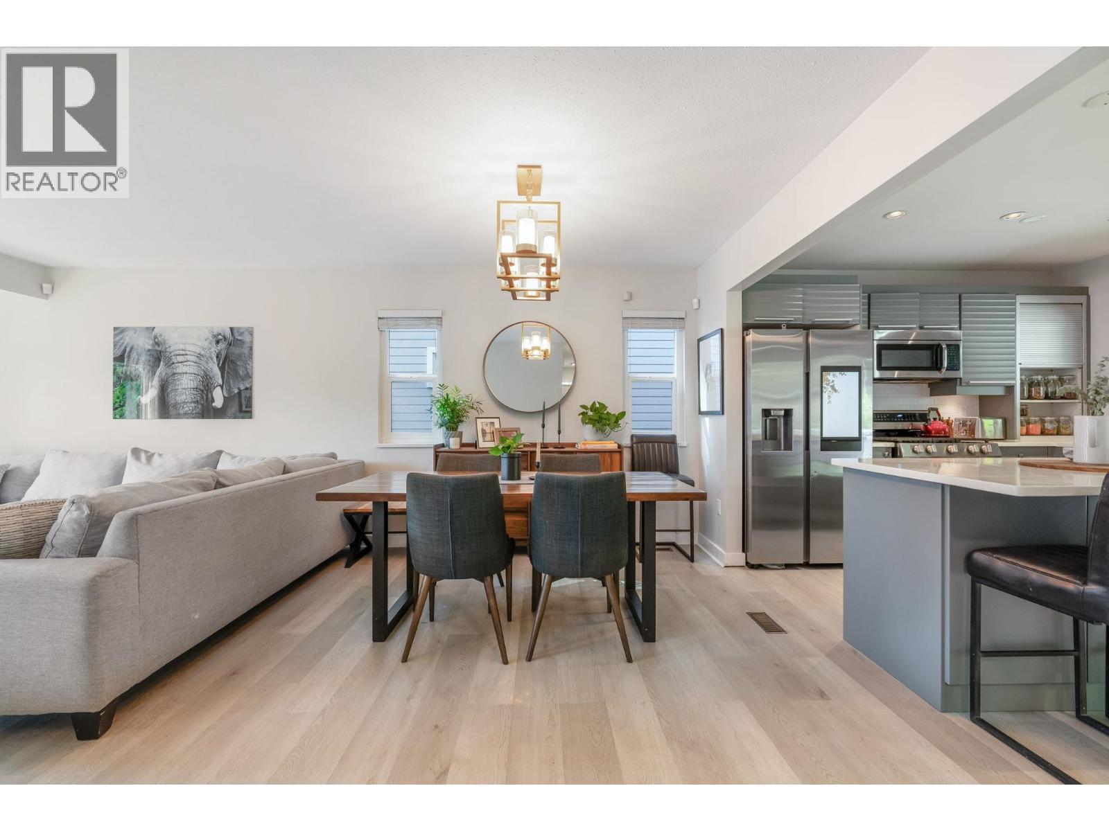 625 Seymour Court, North Vancouver, British Columbia  V7J 3S7 - Photo 9 - R3067797