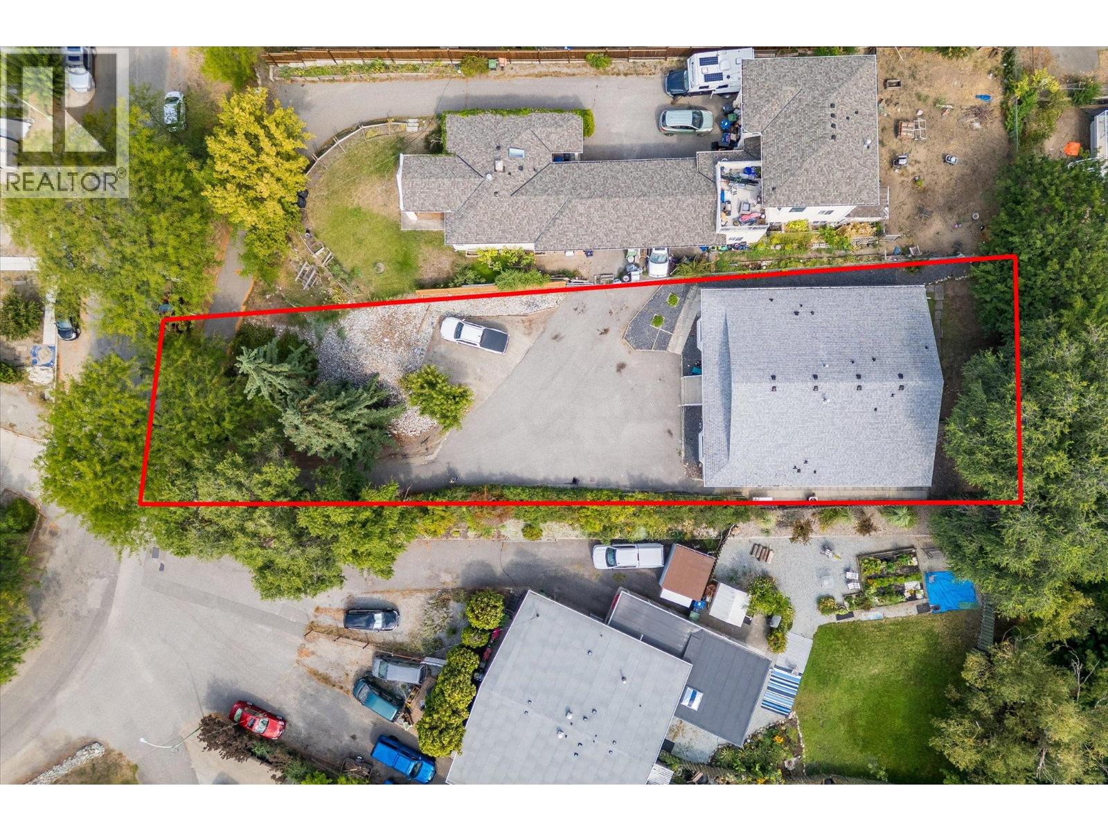 1375/1377 Orchard Drive, Kelowna, British Columbia  V1Y 3V1 - Photo 2 - 10361854