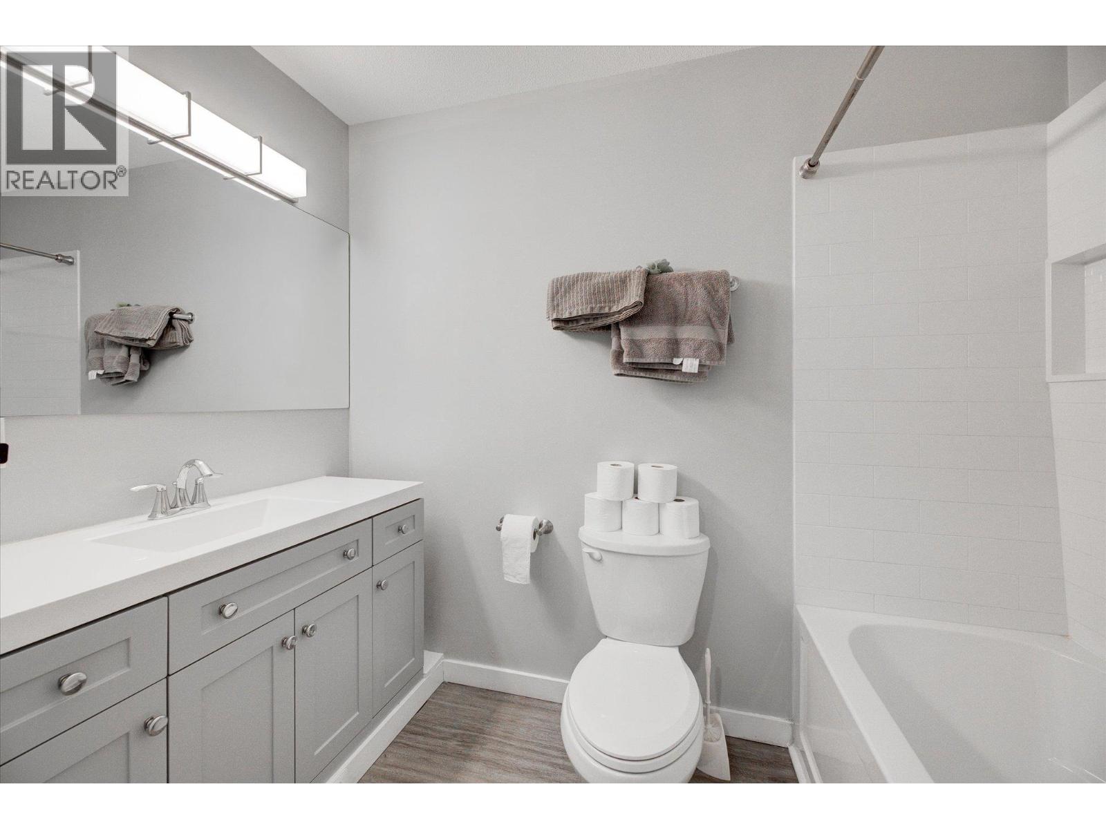 1375/1377 Orchard Drive, Kelowna, British Columbia  V1Y 3V1 - Photo 21 - 10361854