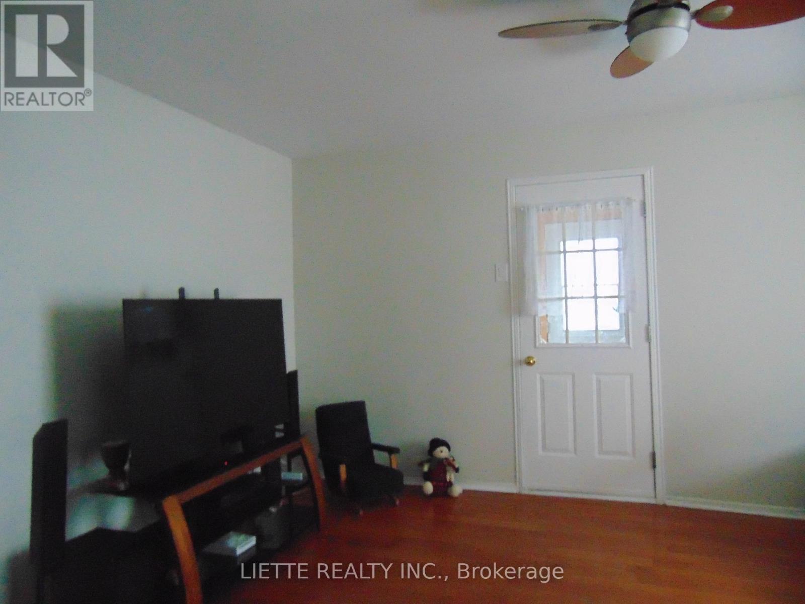 317 8th Street E, Cornwall, Ontario  K6H 2S6 - Photo 11 - X12552000