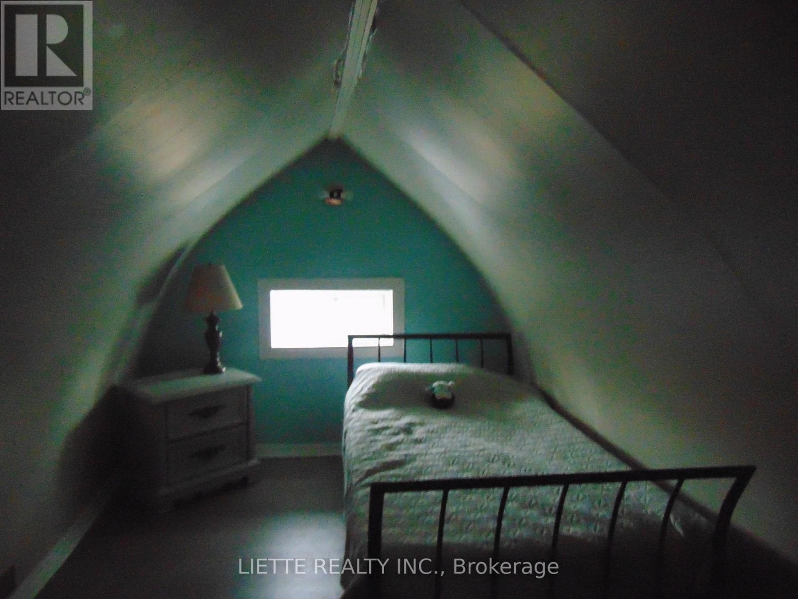 317 8th Street E, Cornwall, Ontario  K6H 2S6 - Photo 14 - X12552000