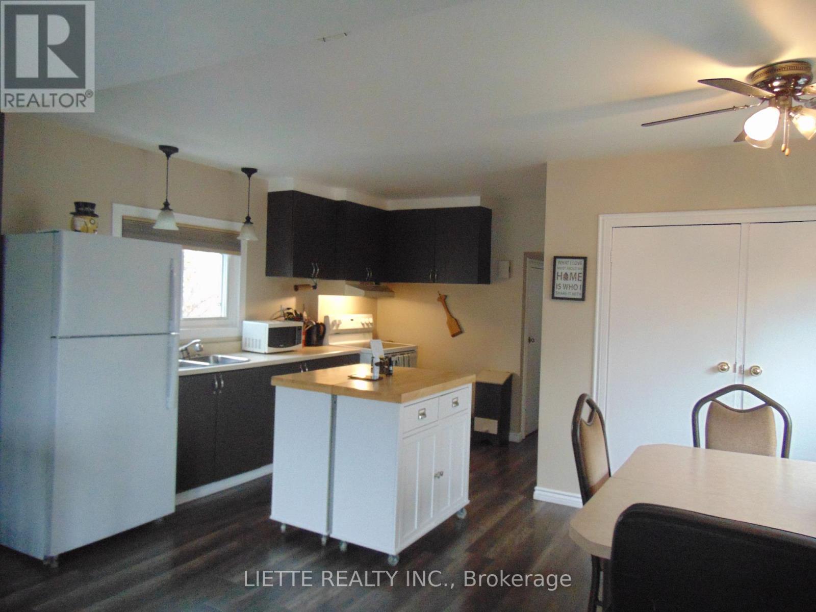 317 8th Street E, Cornwall, Ontario  K6H 2S6 - Photo 5 - X12552000