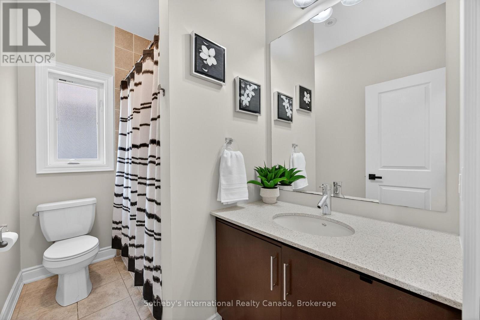 95 Wally Drive, Wasaga Beach, Ontario  L9Z 0G5 - Photo 19 - S12293056