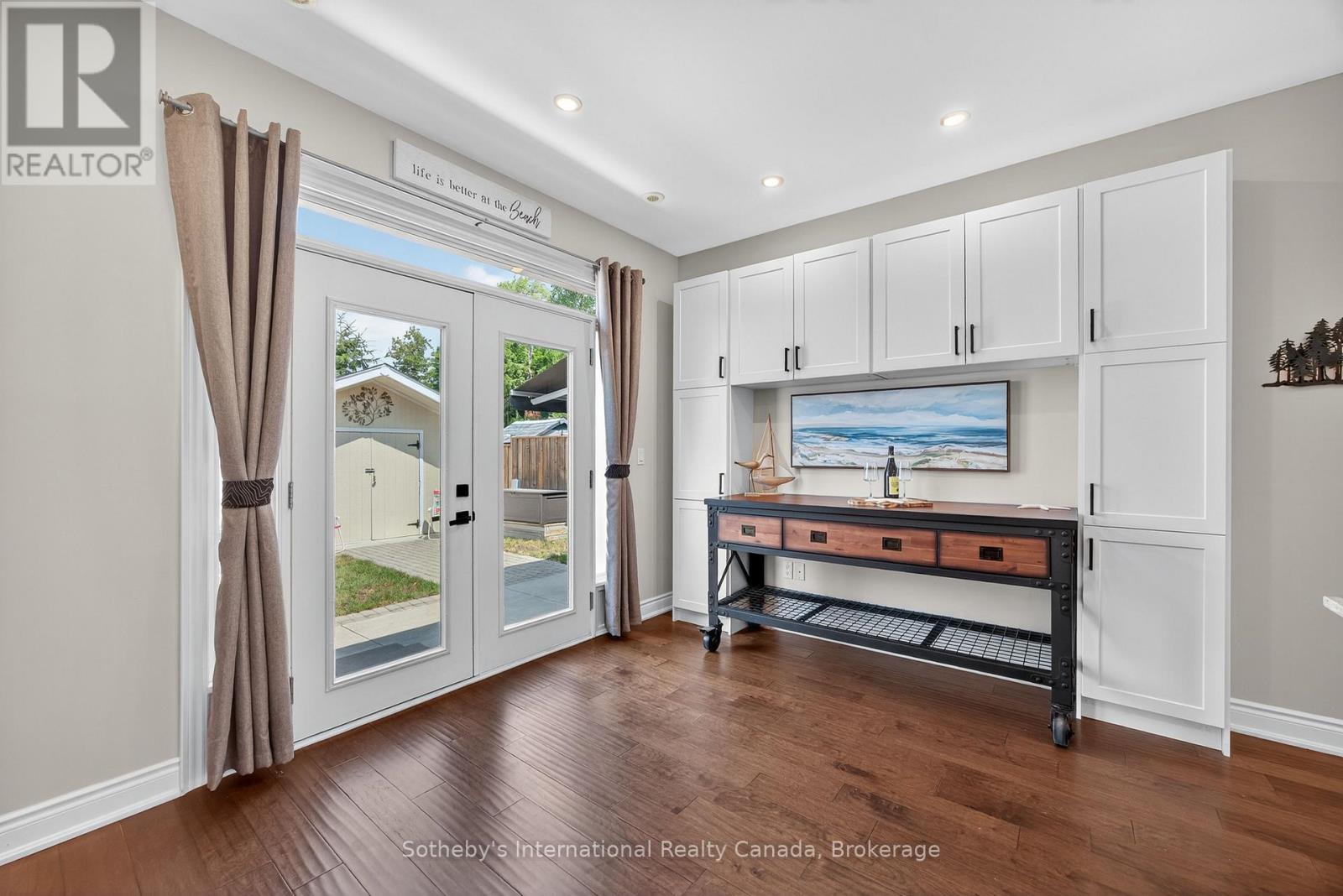 95 Wally Drive, Wasaga Beach, Ontario  L9Z 0G5 - Photo 14 - S12293056