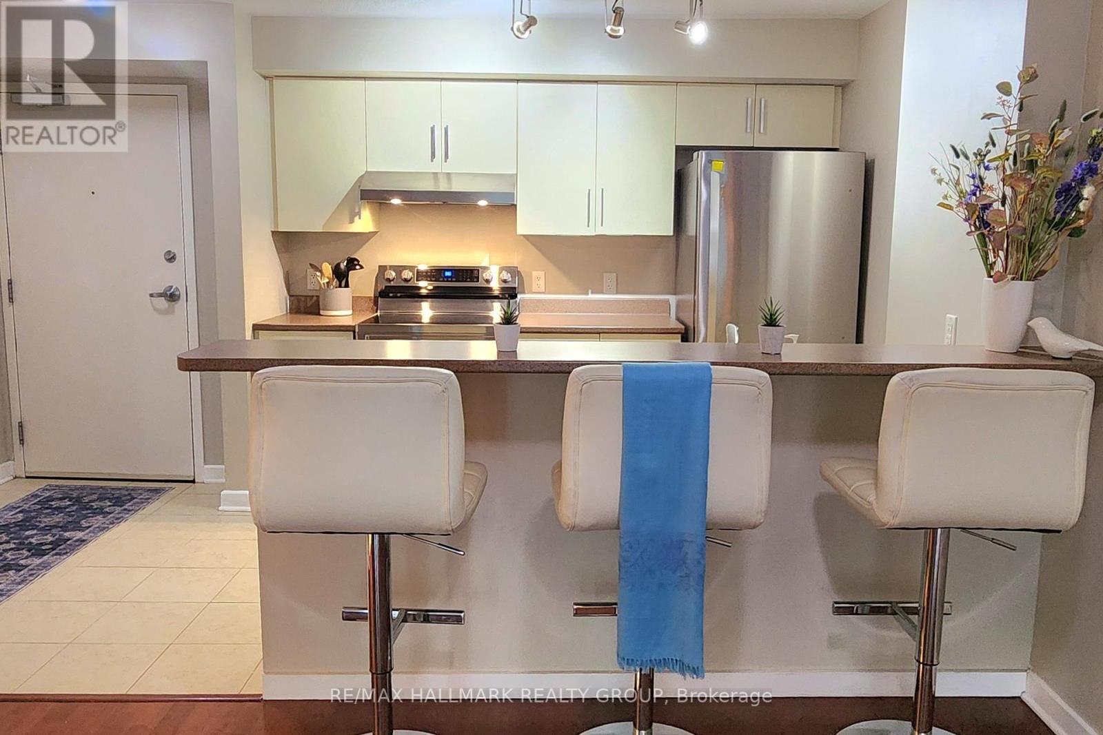 209 - 138 Somerset Street W, Ottawa, Ontario  K2P 0A3 - Photo 11 - X12410949