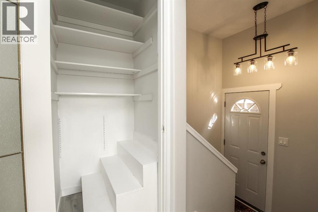 6318 Horn Street, Red Deer, Alberta  T4N 5M5 - Photo 15 - A2261795