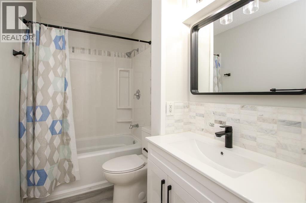 6318 Horn Street, Red Deer, Alberta  T4N 5M5 - Photo 21 - A2261795