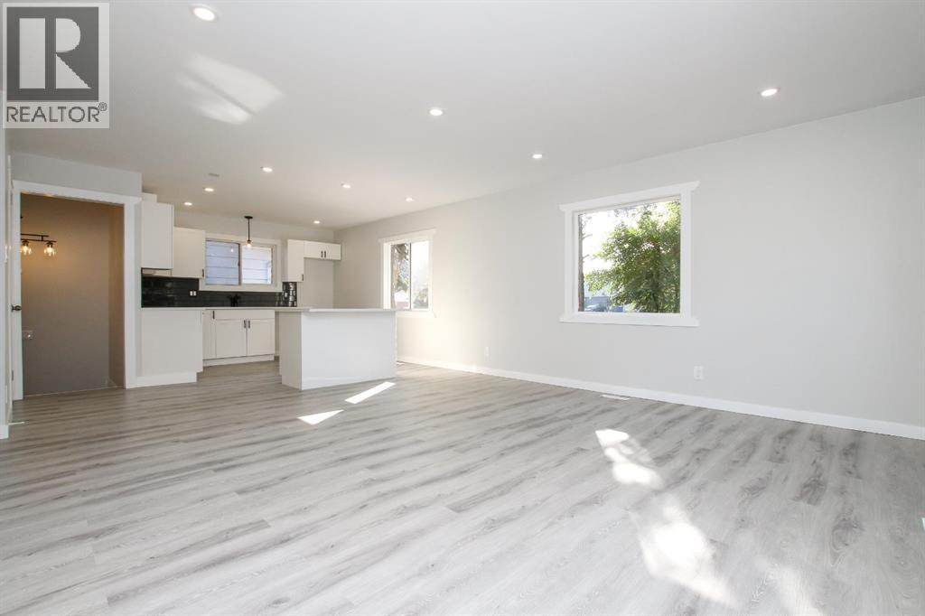 6318 Horn Street, Red Deer, Alberta  T4N 5M5 - Photo 5 - A2261795