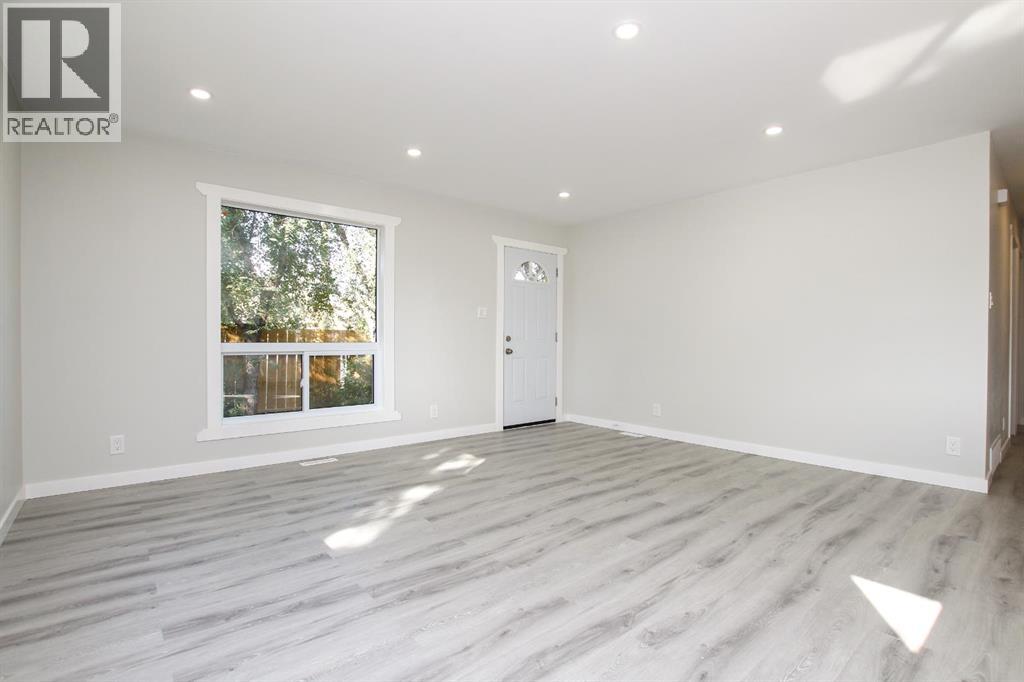 6318 Horn Street, Red Deer, Alberta  T4N 5M5 - Photo 7 - A2261795