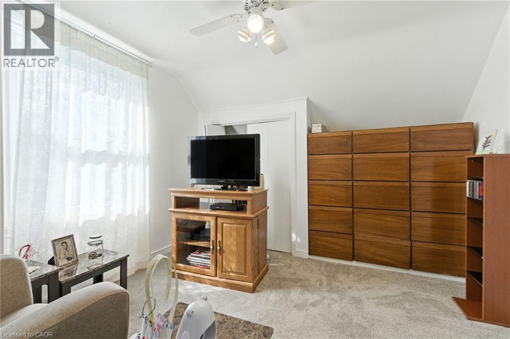 210 East 12th Street, Hamilton, Ontario L9A 3X6 - Photo 19 - 40776378