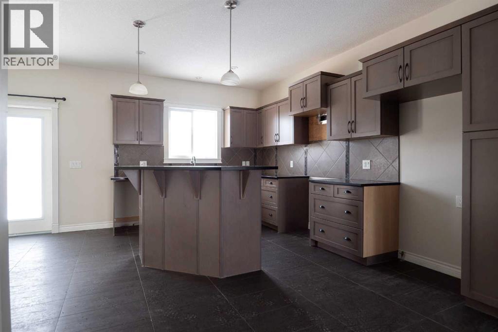 458 Walnut Crescent, Fort Mcmurray, Alberta  T9K 0M9 - Photo 8 - A2262297