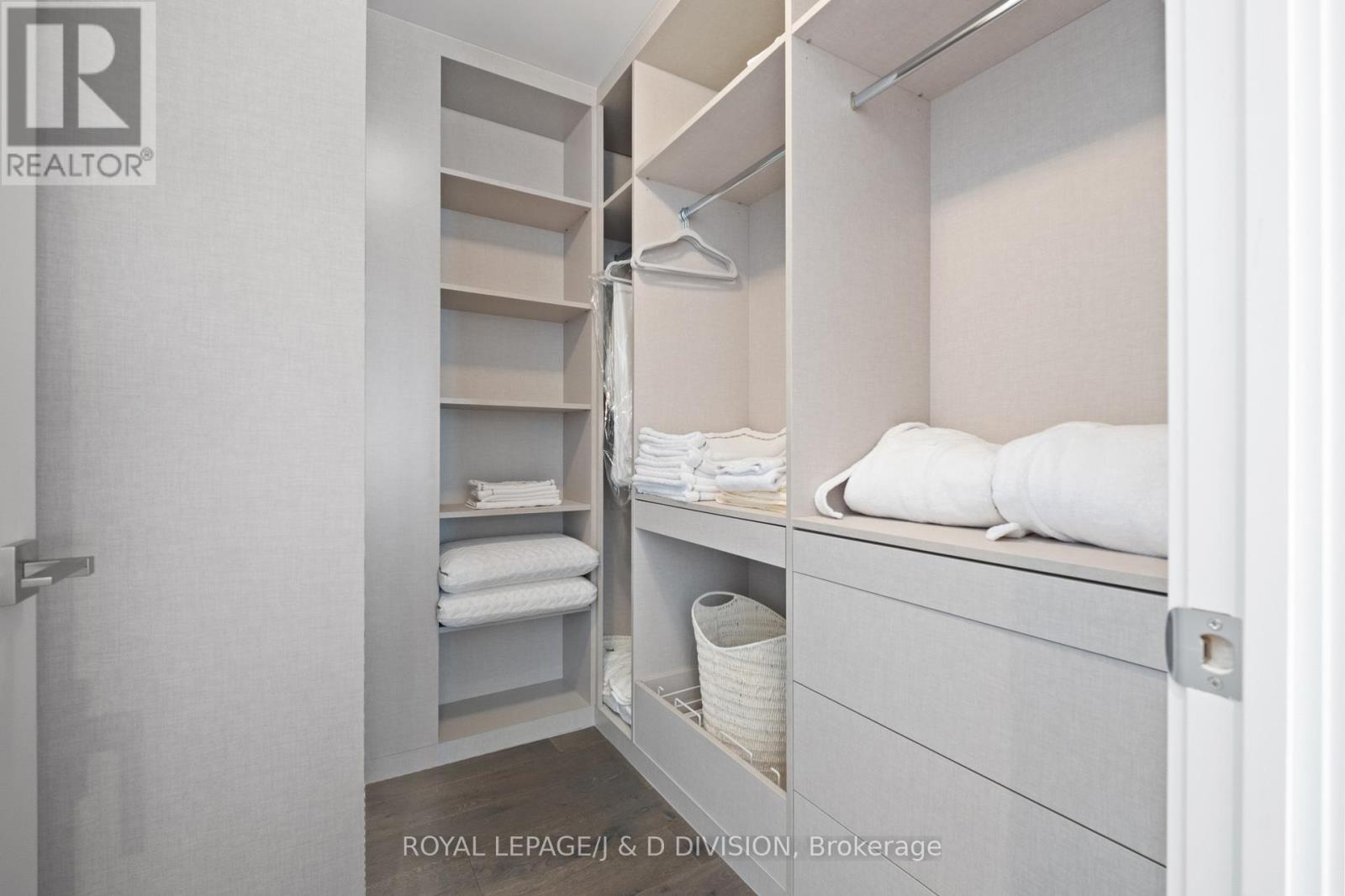 Ph 02 (5502) - 50 Charles Street E, Toronto, Ontario  M4Y 0C3 - Photo 20 - C12307986