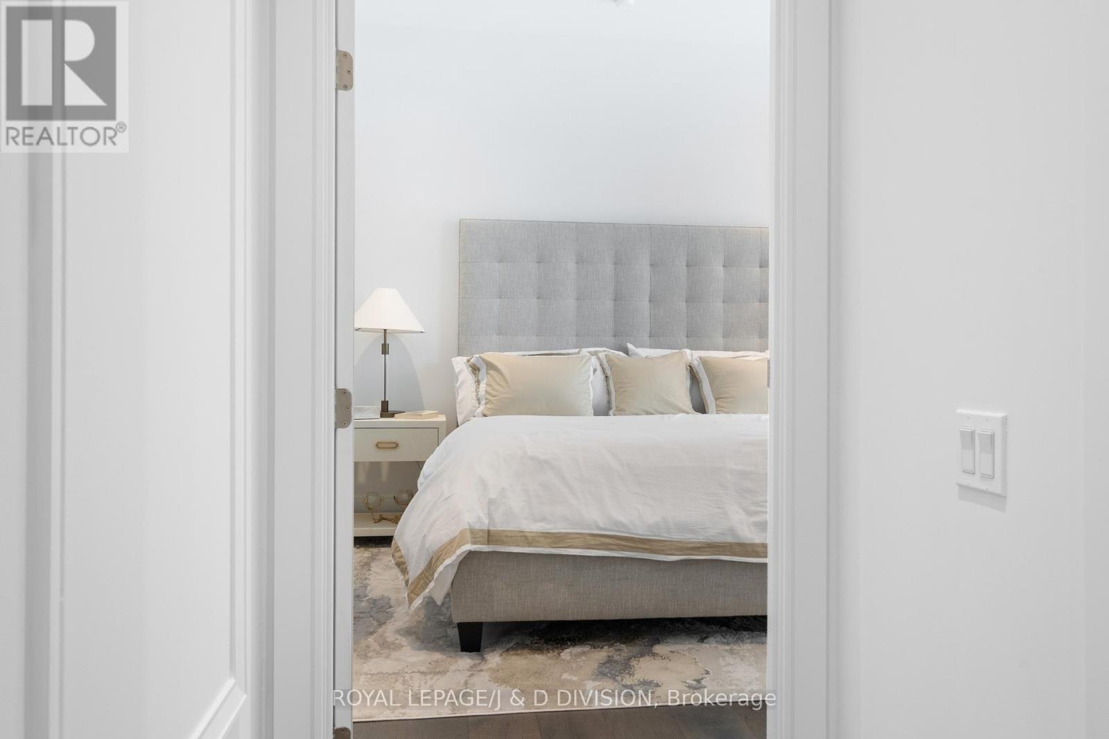 Ph 02 (5502) - 50 Charles Street E, Toronto, Ontario  M4Y 0C3 - Photo 15 - C12307986