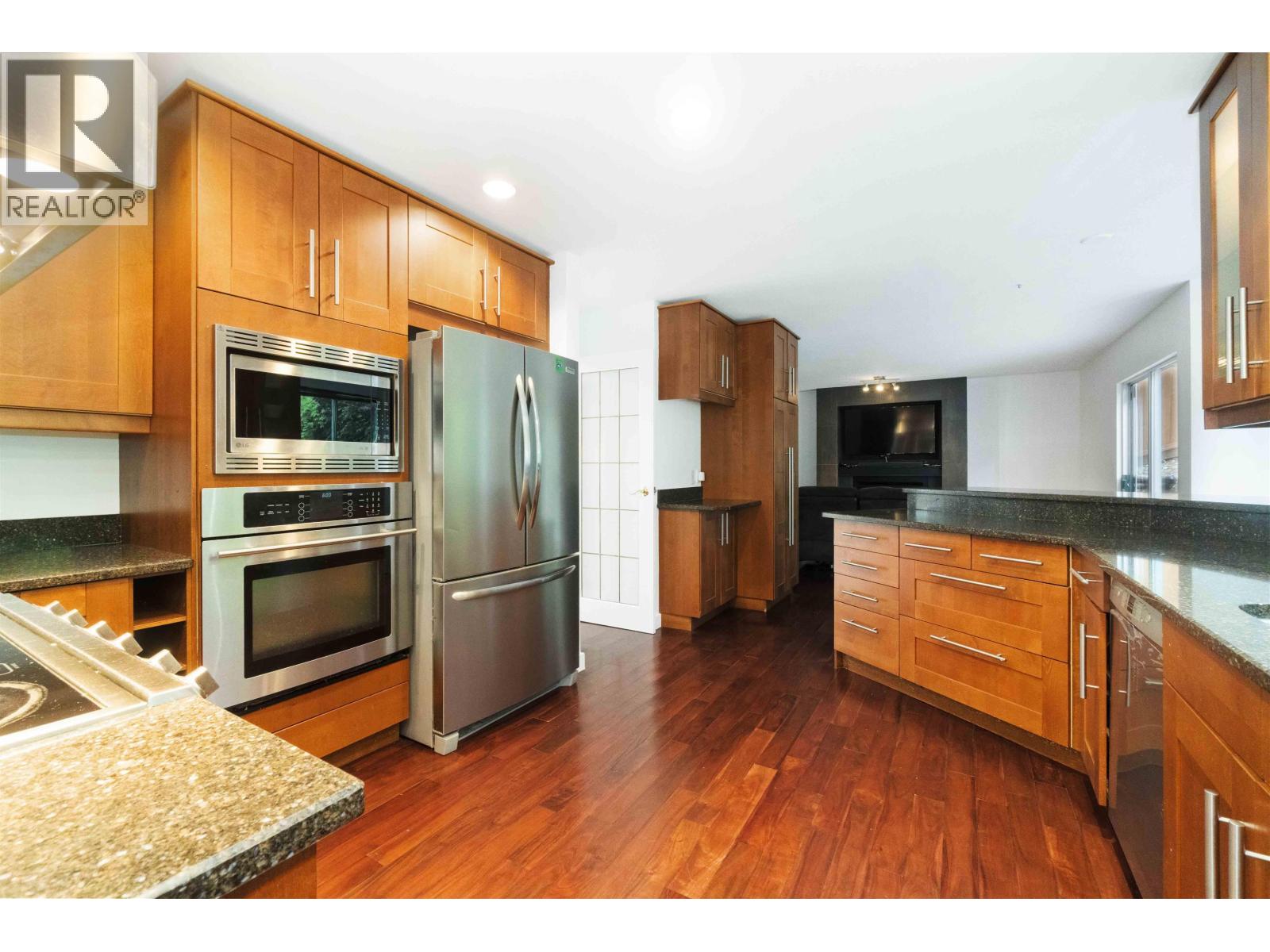 1412 Magnolia Place, Coquitlam, British Columbia  V3H 4S8 - Photo 4 - R3035686