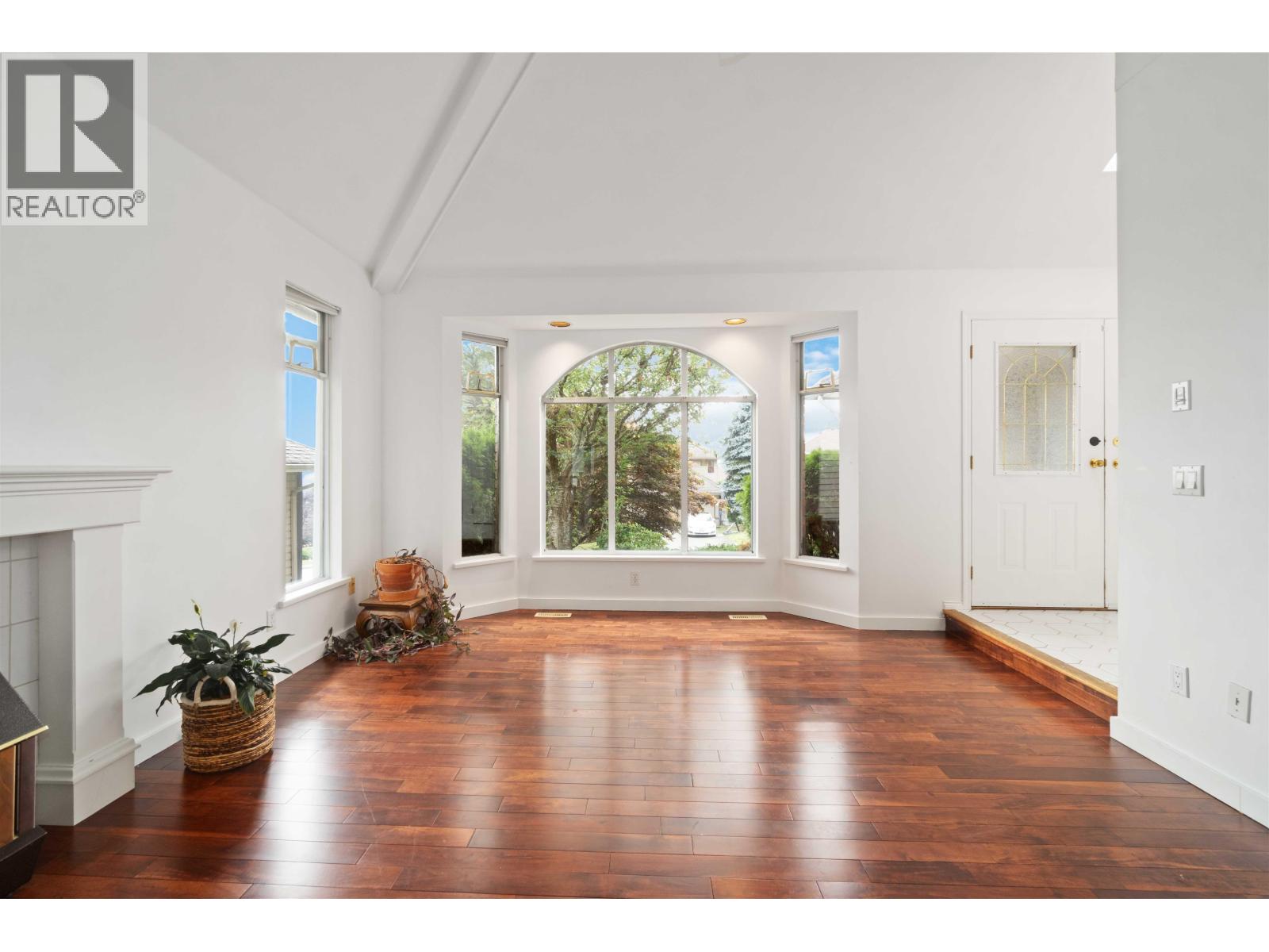 1412 Magnolia Place, Coquitlam, British Columbia  V3H 4S8 - Photo 9 - R3035686