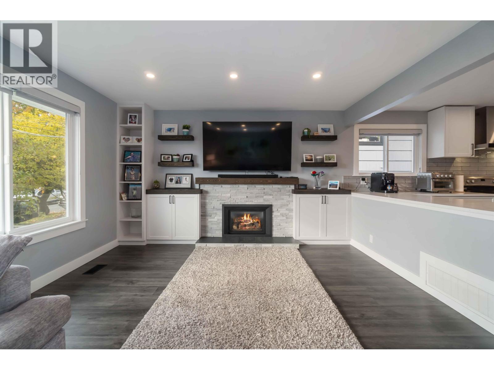 415 Alberta Street, New Westminster, British Columbia  V3L 3J6 - Photo 5 - R3064046