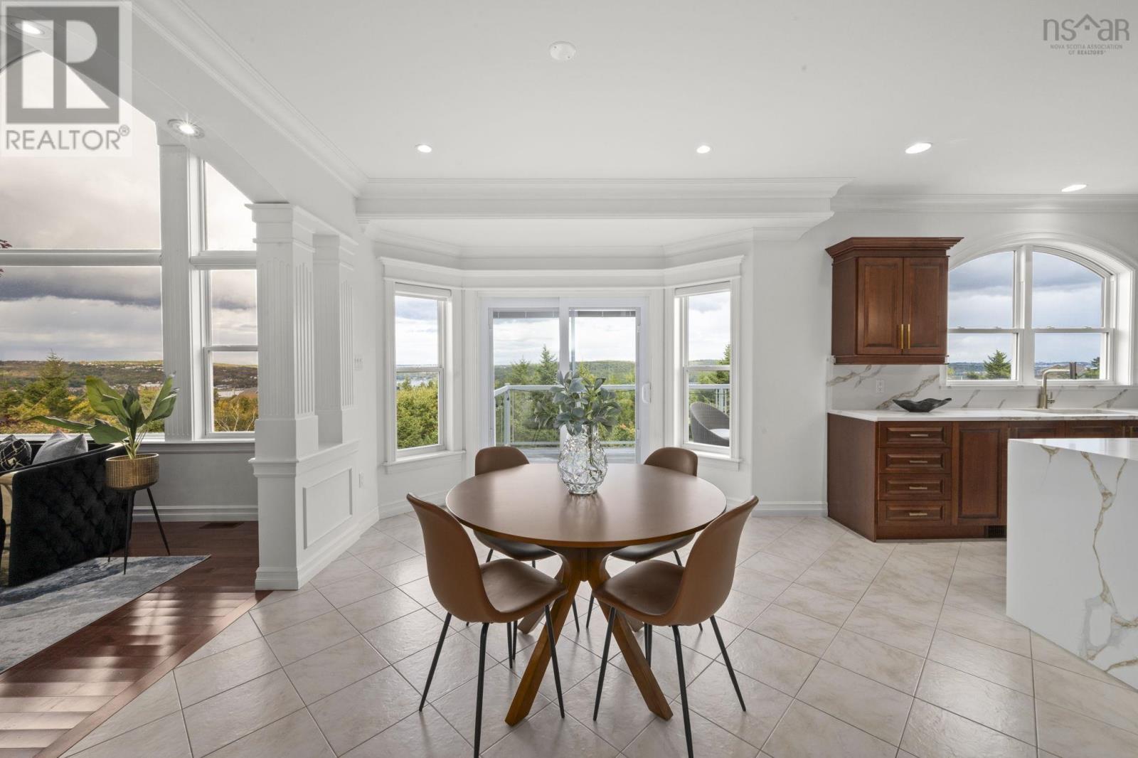 Property at 24 Vanier Way image 4