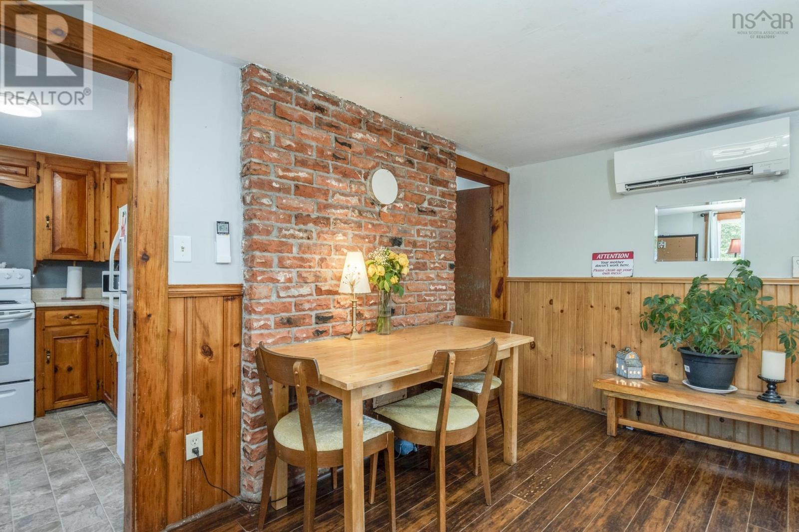 1726 201 Highway, South Greenwood, Nova Scotia  B0P 1R0 - Photo 3 - 202521172